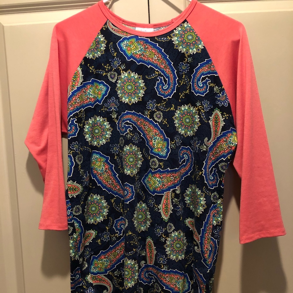 LuLaRoe shirt